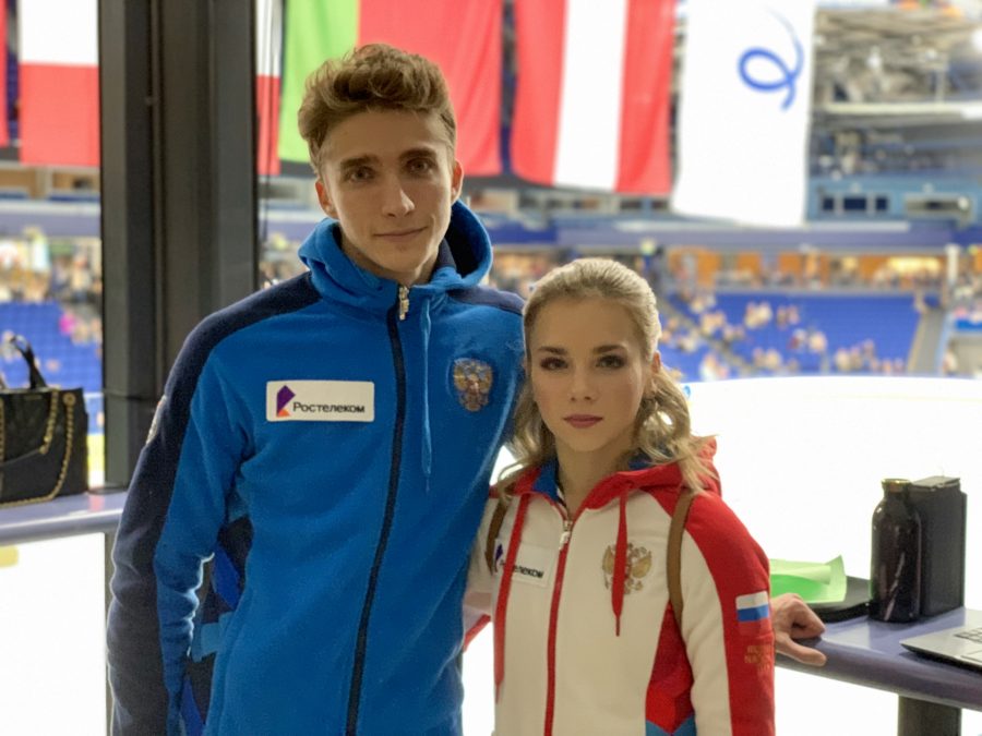 PSST! Alisa Efimova ja Alexander Korovin ovat päättäneet yhteisen taipaleensa pariluistelijoina.
