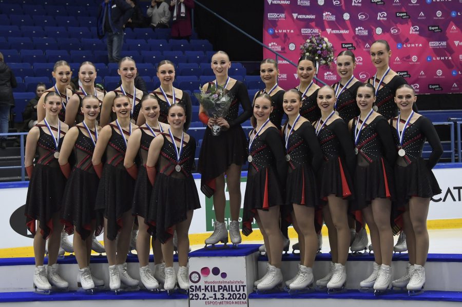 Team Unique ja kapteeni IInes Saalasti Kuva Antti Lehto