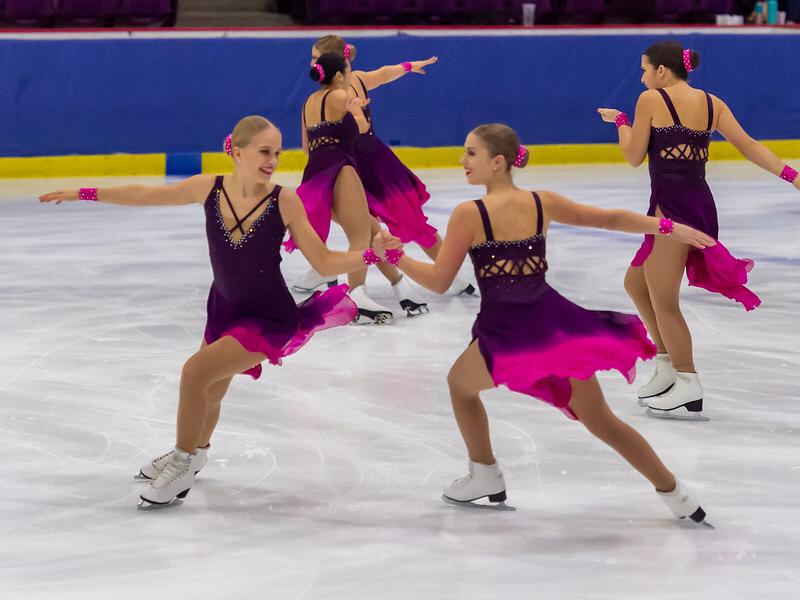 Ninna Blom on luistellut kauden 2019–2020 Nexxice Junior -joukkueessa.