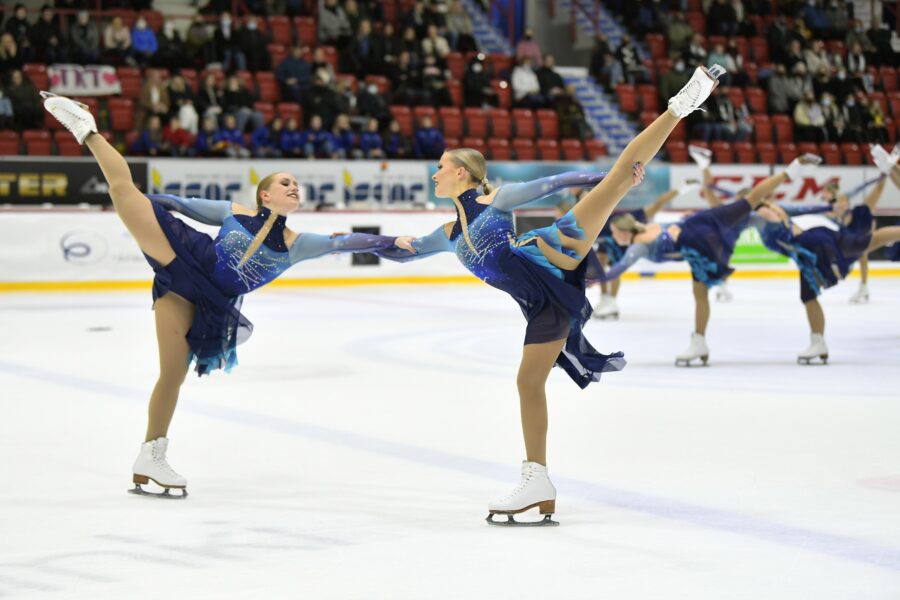 Helsinki Rockettes keräsi vapaohjelmallaan Digital Twin päivän korkeimmat pisteet 139,12 ja nousi lyhytohjelman jälkeiseltä kolmannelta sijalta kokonaiskilpailun toiseksi.