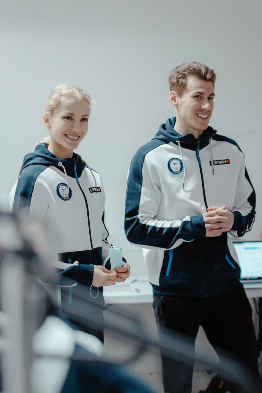 Italialaisvalmentaja Maurizio Margaglion valmennuksessa harjoittelevat Juulia Turkkila ja Matthias Versluis tekivät suomalaista olympiahistoriaa, kun he lunastivat syksyllä vasta toisena suomalaisena jäätanssiparina maapaikan olympiakisoihin.