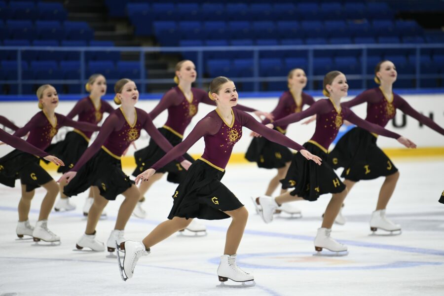 Kaarinan Taitoluistelijoiden Diamond Edges saavutti 70,02 pistettä ohjelmallaan Ouija ja sijoittui SM-noviisien kilpailussa kolmanneksi.