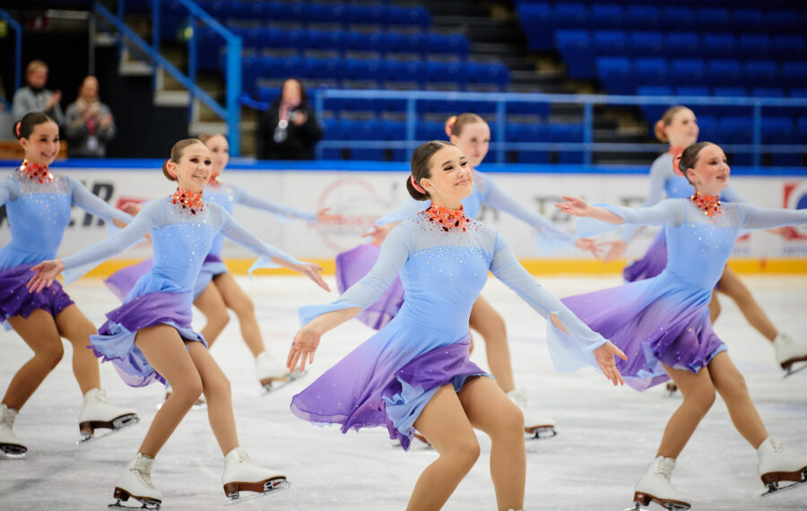 Valley Bay Synchronics voitti SM-noviisien lohkon kaksi toisen SM-valintakilpailun pistein 73,05.