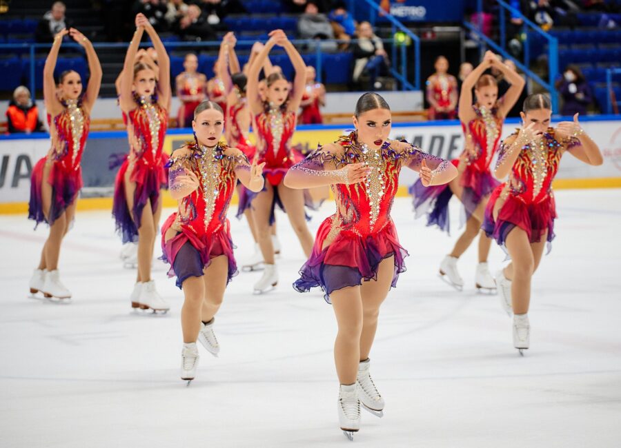 Helsinkin Rockettes edustaa Suomea 31.3.–1.4. pidettävissä muodostelmaluistelun maailmanmestaruuskisoissa.