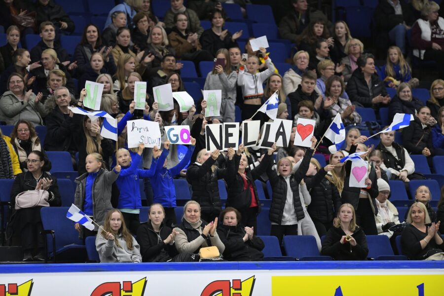 Nella Pelkosella oli runsaasti kannustajia Finlandia Trophy Espoo -kilpailussa.