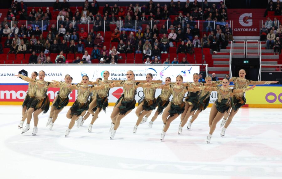 Vuoden 2024 muodostelmaluistelun Suomen mestariksi luisteli Helsinki Rockettes, joka luisteli lähelle kauden parastaan ja keräsi kokonaispisteet 230,65.