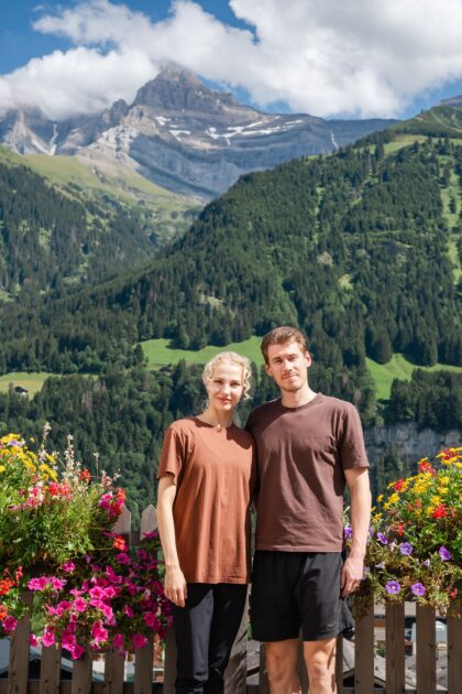 Juulia Turkkila ja Matthias Versluis, Suomi. Champéry, Sveitsi.