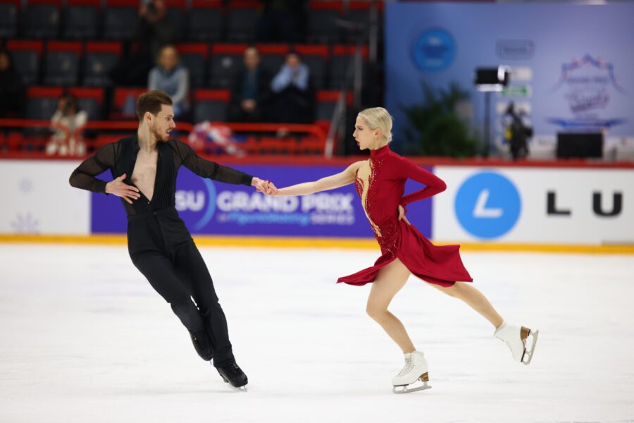Juulia Turkkila ja Matthias Versluis luistelivat vapaatanssissa kauden parhaat pisteensä 196,60 ja sijoittuivat Finlandia Trophy Helsinki -kilpailussa kolmansiksi.
