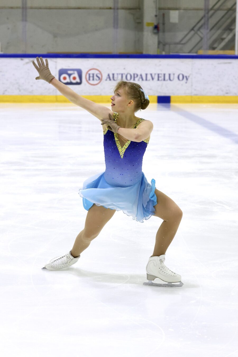 Elina Lauri lyhytohjelmassaan kansallisten senioreiden finaalissa kaudella 2024–2025. 