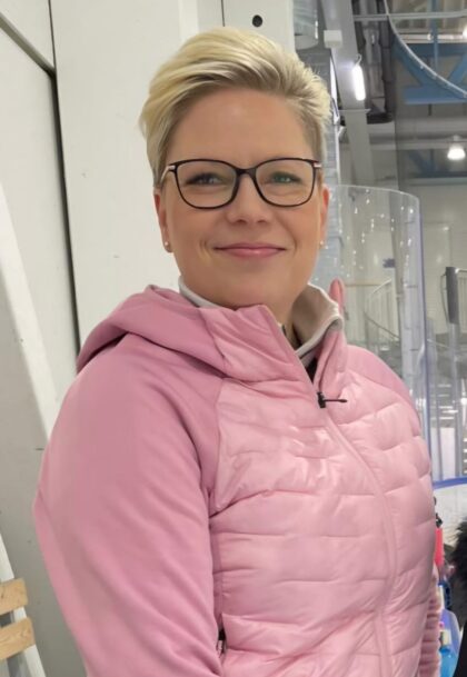 Miia Hyttinen siirtyi keväällä Joensuun Katajan päävalmentajan ja toiminnanjohtajan tehtävistä Taitoluisteluliiton urheilukoordinaattoriksi.